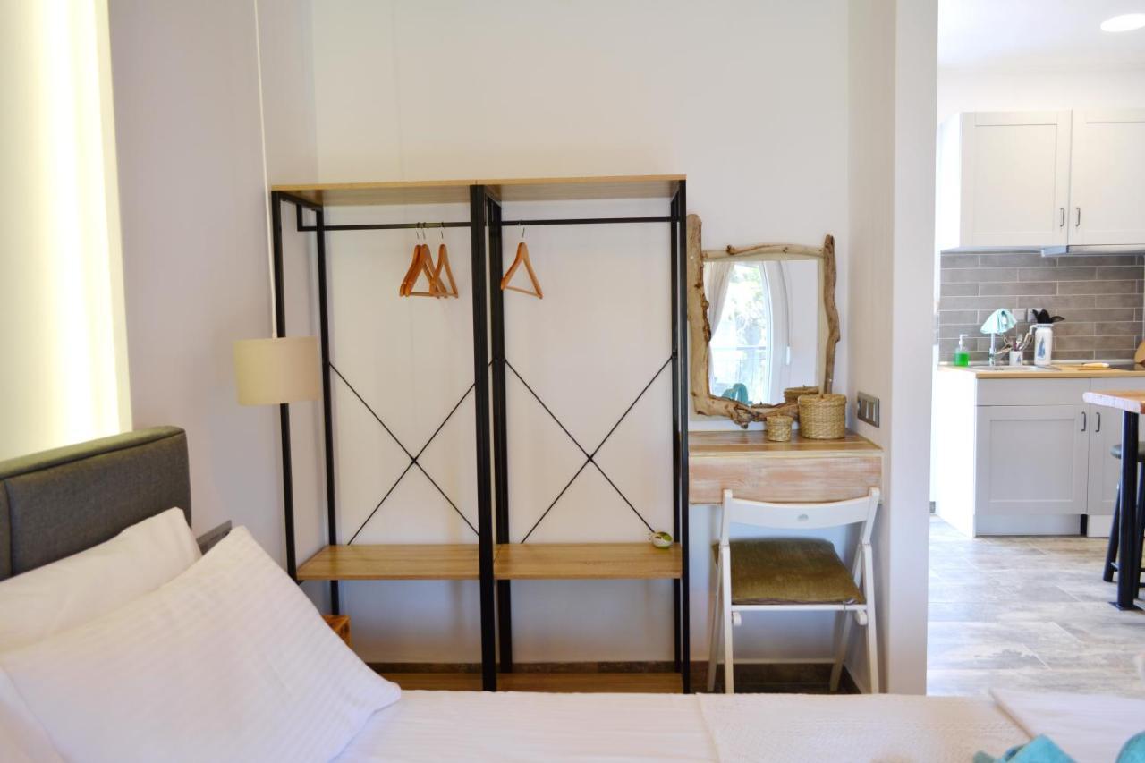 Kartalia Apartment Porto Koufo Luaran gambar